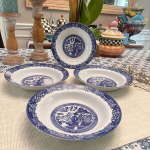 Royal Cuthbertson Vintage Blue Willow Pattern Set of 4‎ Cereal Soup Bowl NEW